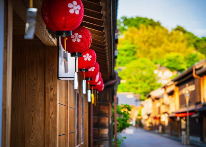 Paper lanterns lining the traditional streets of Higashi Chaya in Kanazawa.